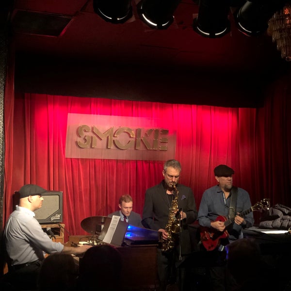 Foto tirada no(a) Smoke Jazz &amp; Supper Club por João Mauro S. em 1/29/2020