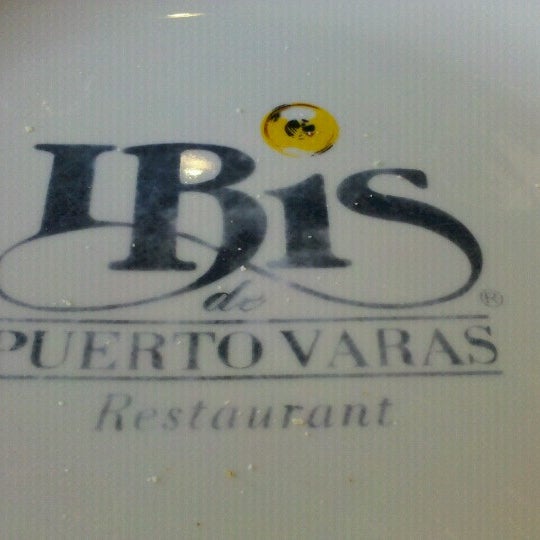11/17/2012 tarihinde Armando R.ziyaretçi tarafından Ibis De Puerto Varas'de çekilen fotoğraf