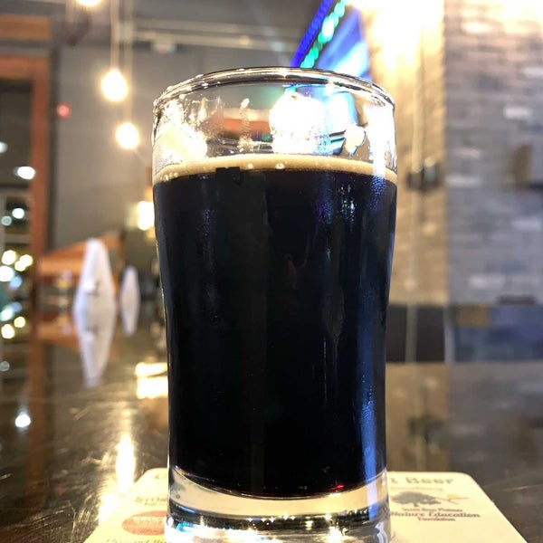 Photo taken at 8 Bit Brewing Co by Cayle L. on 12/30/2021