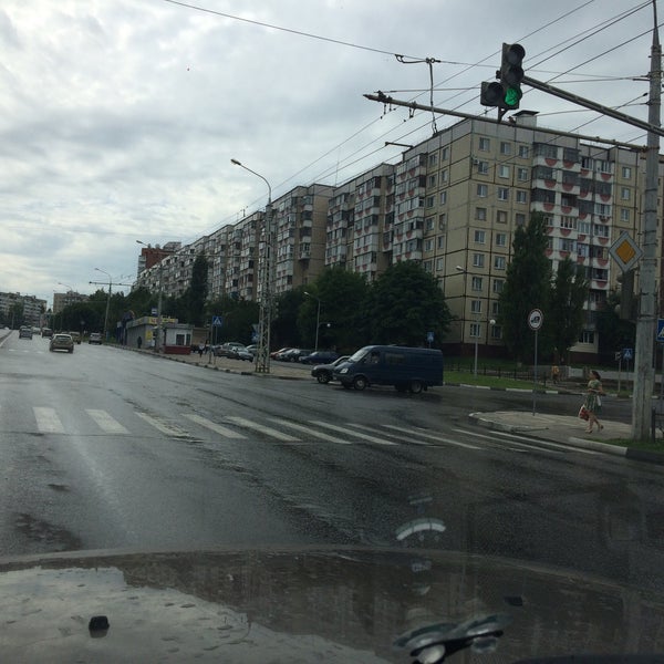 Ул спортивная белгород. Спортивная улица Белгород. Белгород ул спортивная. Г Белгород, спортивная улица 6. Белгород 2010.