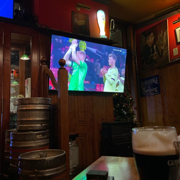 Foto diambil di O&#39;Gilins Irish Pub oleh Nasser pada 12/2/2021