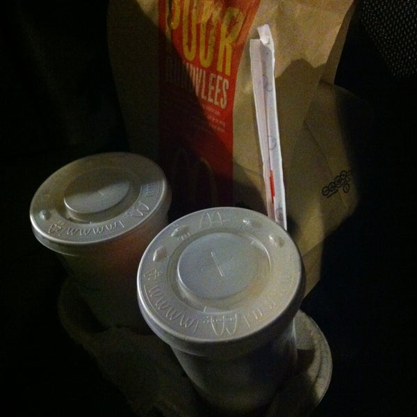 Photo taken at McDonald&#39;s by Arnold D. on 1/25/2013