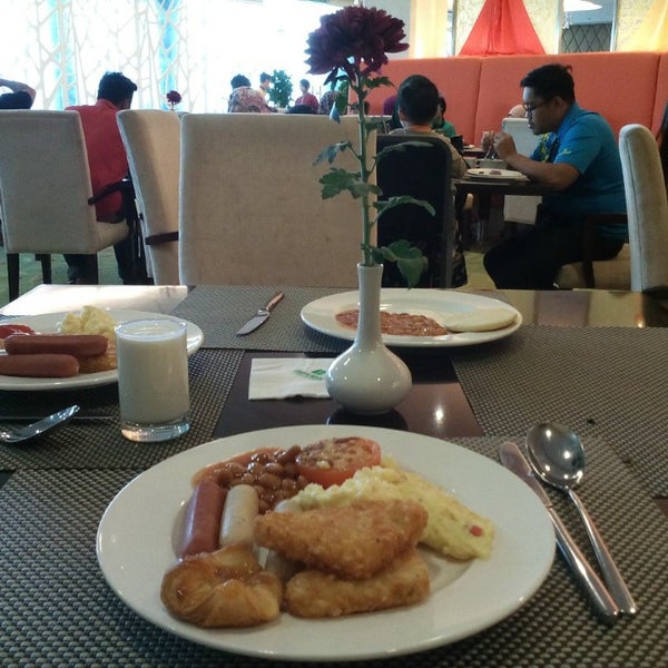 Photos At Imperial Garden Restaurant Chinese In Kuching