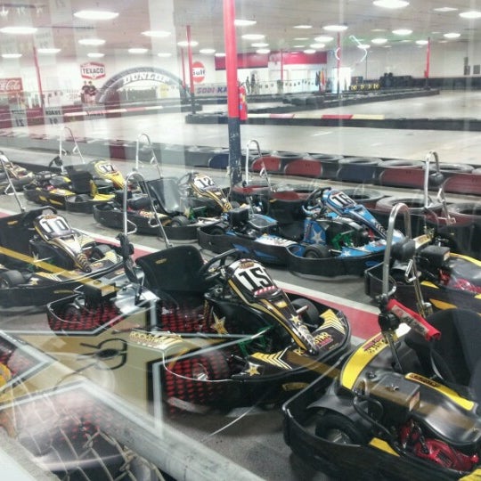 Das Foto wurde bei Track 21 Indoor Karting &amp; More von Jason K. am 10/12/2012 aufgenommen