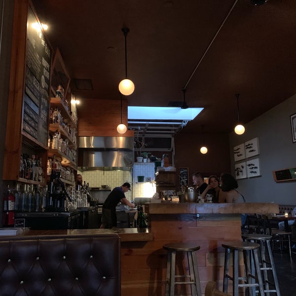 Free House Bar Bar in Portland