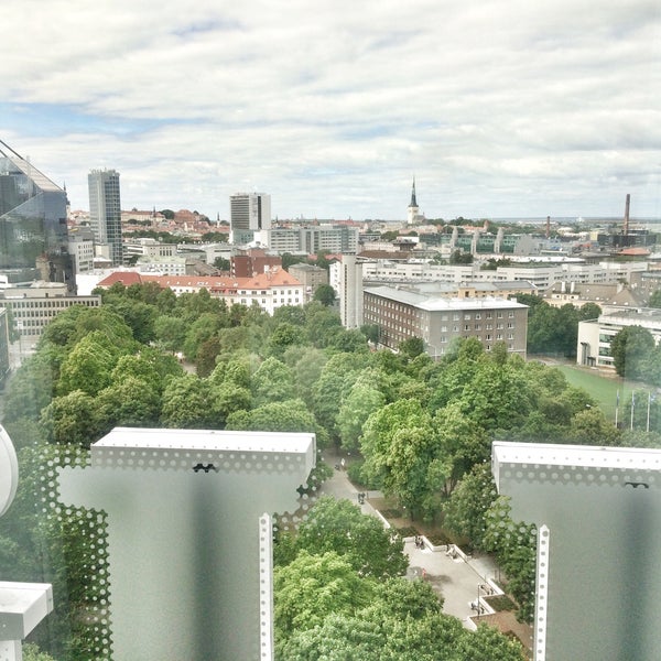 Foto scattata a Hilton Tallinn Park da Ronald D. il 6/9/2016