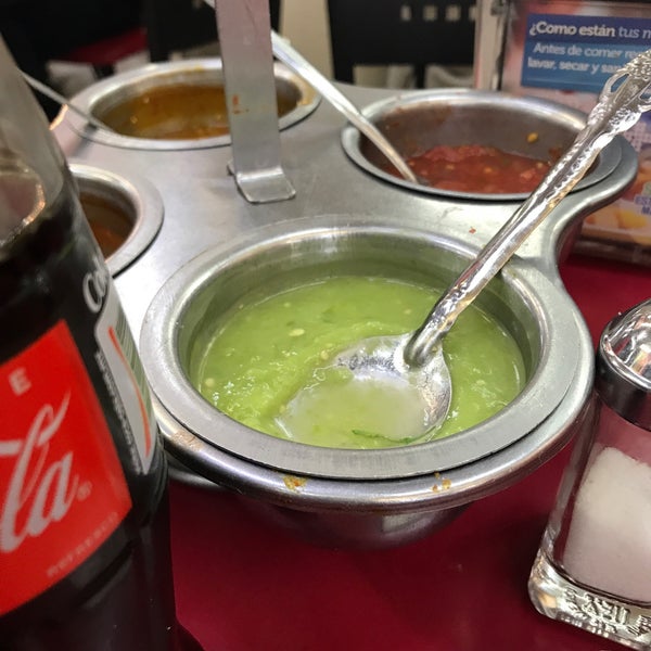 Tacos El Paisa Lindavista Taco Restaurant in Mexico City