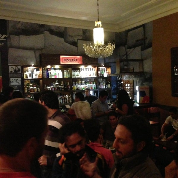 Foto diambil di Clandestino Bar oleh Miguel P. pada 6/23/2013
