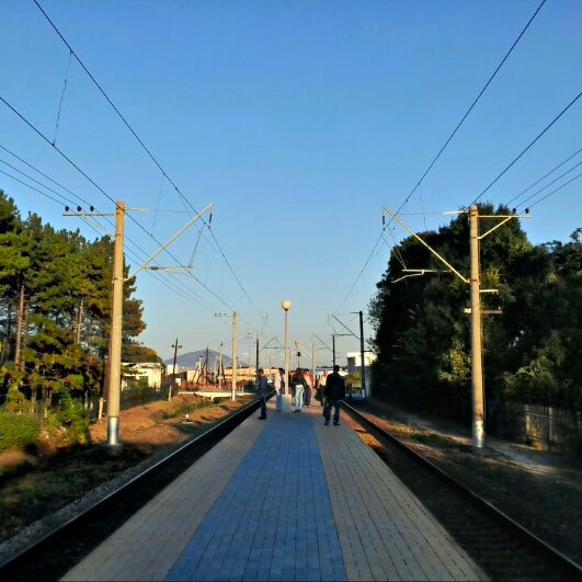 жд станция золотушка. станция золотушка ессентуки. золотушка станция ставропольский край. валуйки обстрел сегодня. бирюзовое озеро в крыму на карте.