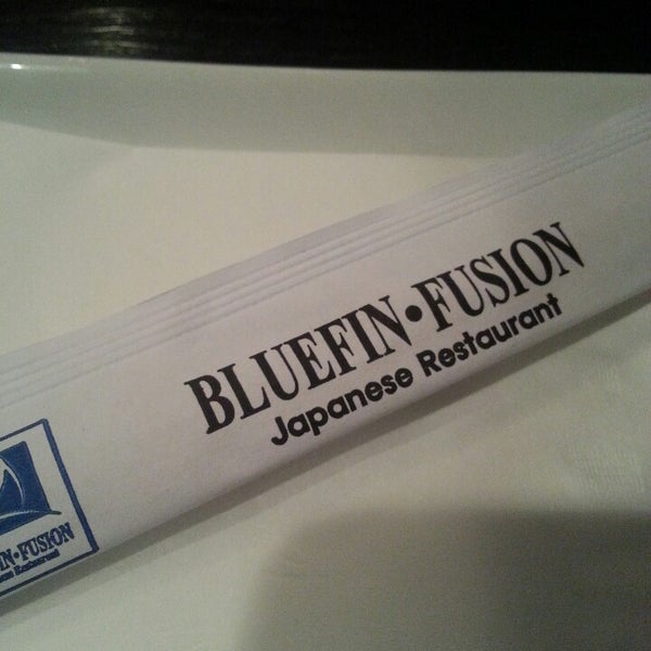 Photo prise au Bluefin Fusion Japanese Restaurant par Jeferson G. le5/3/2014