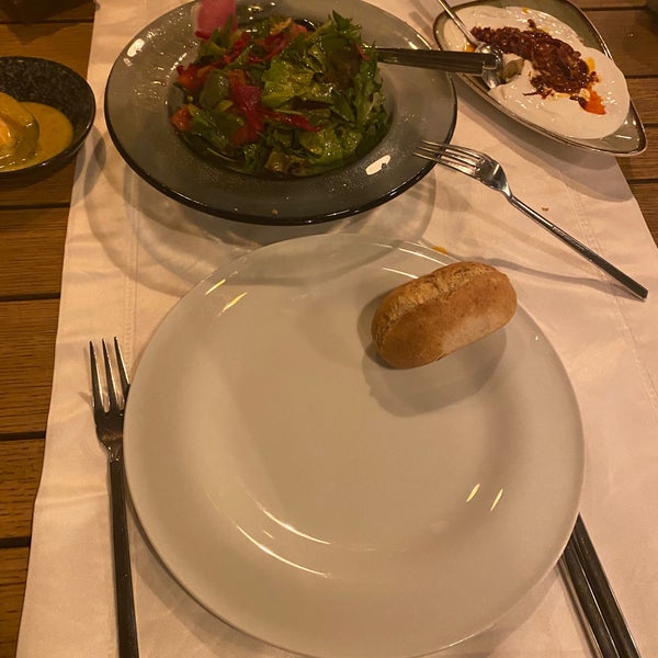 Foto tomada en Sardina Balık Restaurant  por Kenan el 11/14/2020