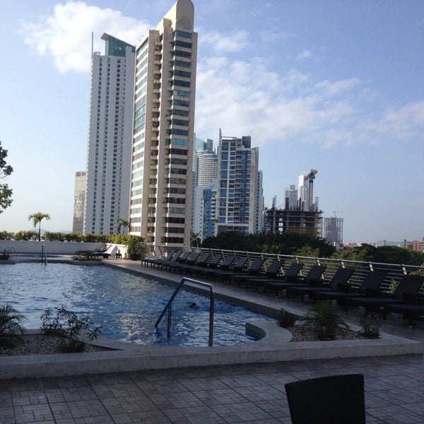 Foto tirada no(a) Marriott Executive Apartments Panama City por Carlos C. em 2/10/2014