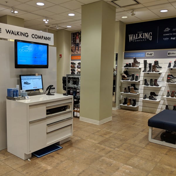 The Walking Company Shoe Store In Portland
