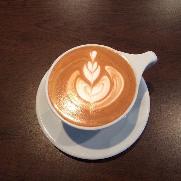 10/19/2015 tarihinde Jeffrey B.ziyaretçi tarafından Vespr Craft Coffee &amp; Allures'de çekilen fotoğraf