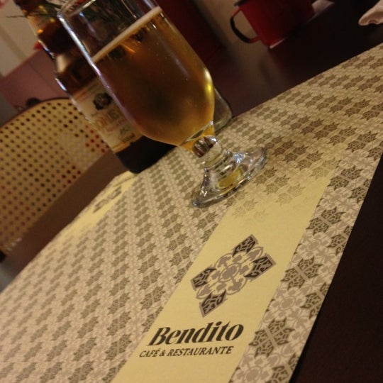 Снимок сделан в Bendito Café e Restaurante пользователем Mario L. 9/30/2012