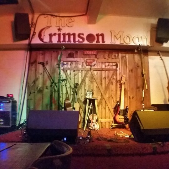 Photo taken at The Crimson Moon by Joe E. on 1/4/2015