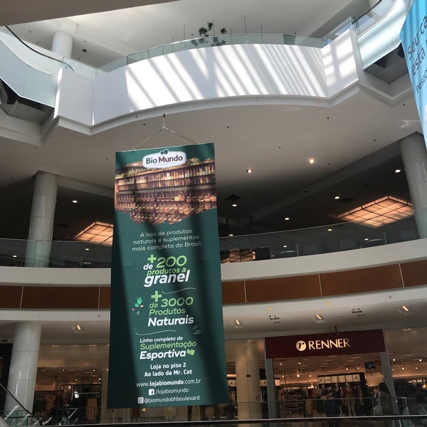 9/26/2018 tarihinde Andrea L.ziyaretçi tarafından Boulevard Shopping'de çekilen fotoğraf