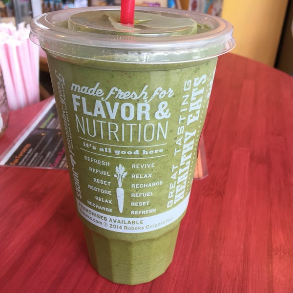 Robeks Fresh Juices & Smoothies Mission Valley East Mission Valley, CA