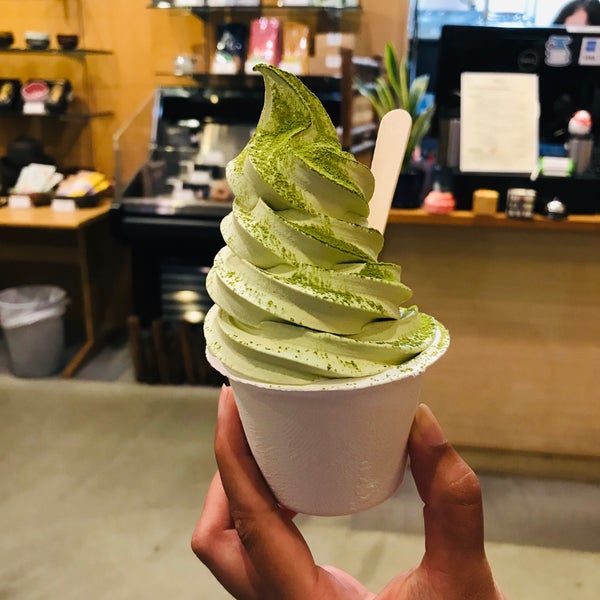 รูปภาพถ่ายที่ Tea Master Matcha Cafe and Green Tea Shop โดย Priscilla C. เมื่อ 10/29/2018