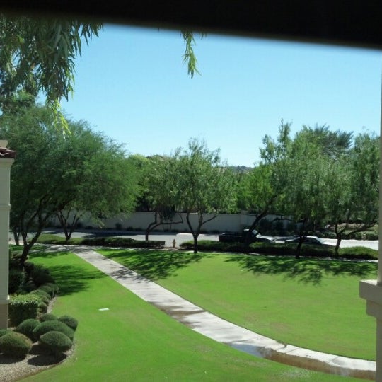 รูปภาพถ่ายที่ Legacy Golf Resort โดย Scott M. เมื่อ 10/16/2012