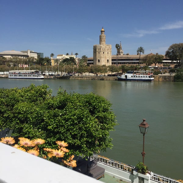 Снимок сделан в Restaurante Río Grande Sevilla пользователем Daffilino 3/22/2019