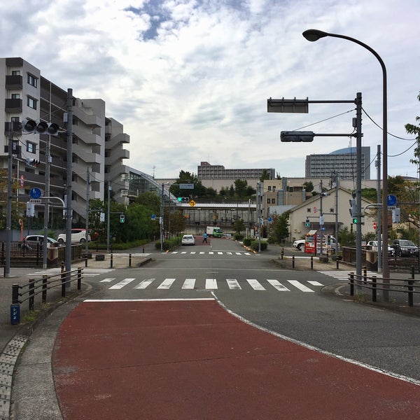 Photos At 八王子みなみ野駅東口交差点 八王子 0 Tips