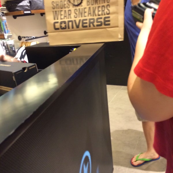 Converse - Shoe Store