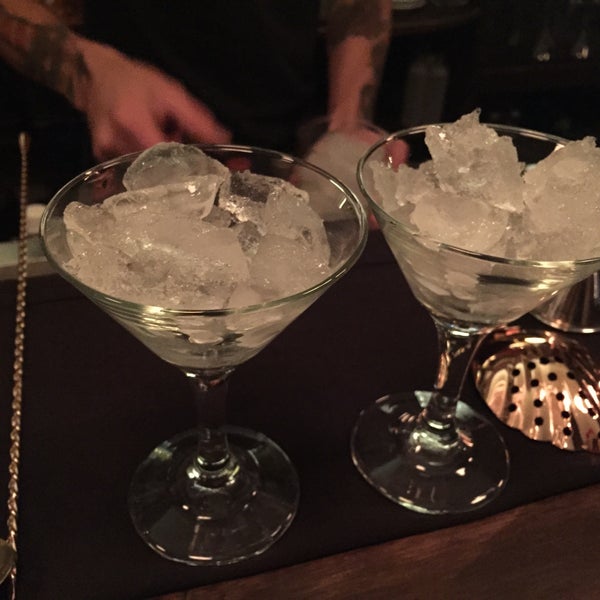 3/17/2016にAna D.がOliveria Cocktail Barで撮った写真