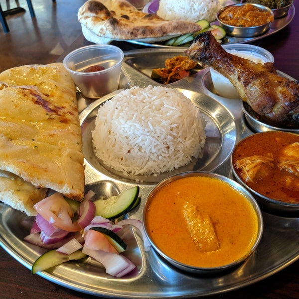 6/7/2019 tarihinde Brian A.ziyaretçi tarafından Phulkari Punjabi Kitchen'de çekilen fotoğraf