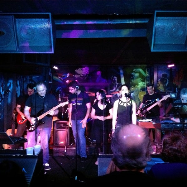 KJ Farrell's Bar & Grill 33 tips de 836 visitantes