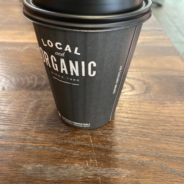 10/30/2019 tarihinde Jonathan H.ziyaretçi tarafından Groundwork Coffee Co.'de çekilen fotoğraf