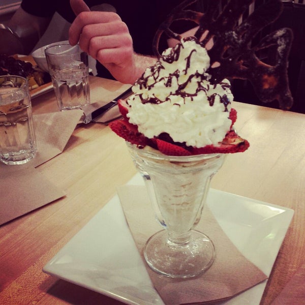 Juliette & Chocolat Dessert Shop in Montreal