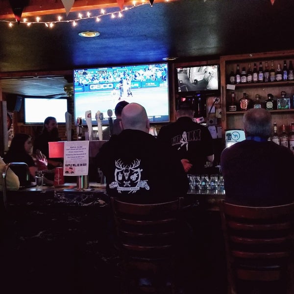 Photo taken at Candlelight Tavern by Mia on 3/30/2018