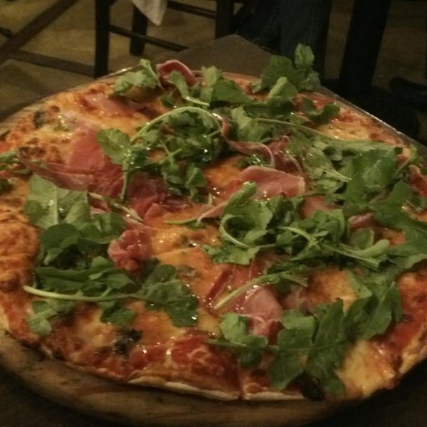 6/8/2013にGuillermo R.がSette Pizzaで撮った写真