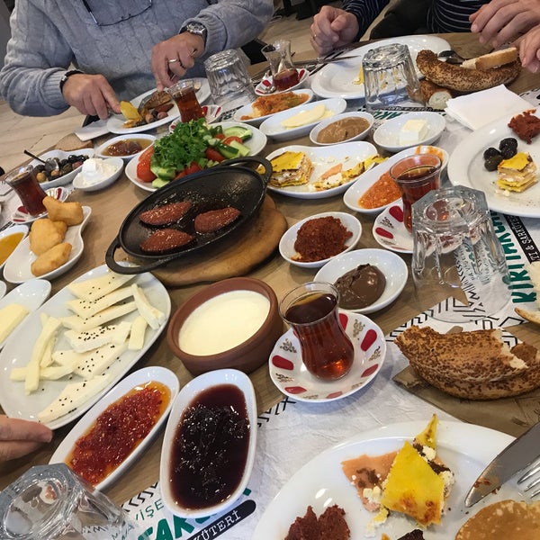 Foto tirada no(a) Kırıtaklar Mandıra &amp; Kahvaltı por Zeynep em 1/11/2019