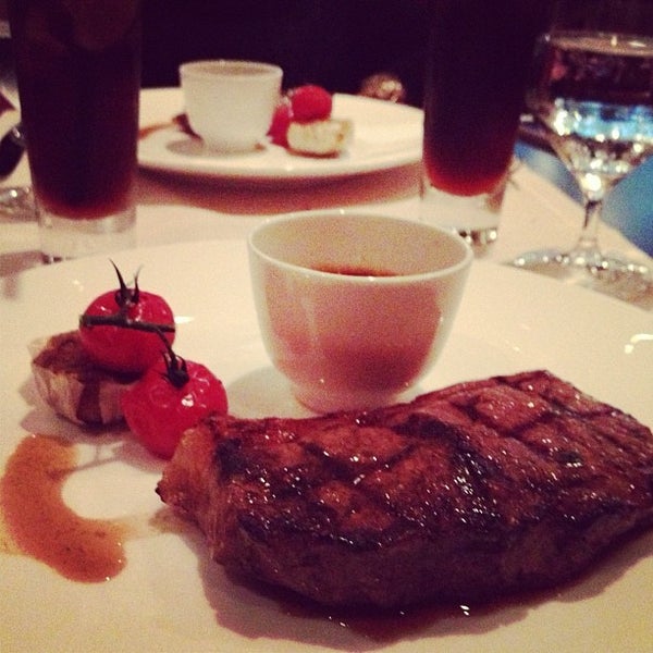 9/27/2012 tarihinde Fatma A.ziyaretçi tarafından New York Steakhouse'de çekilen fotoğraf
