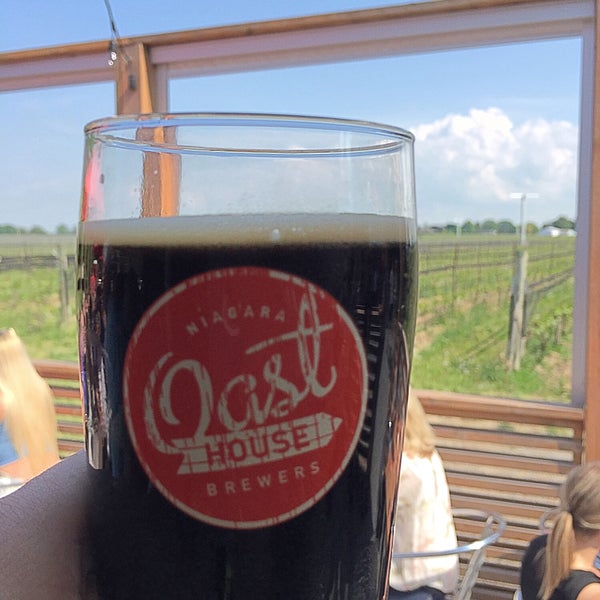 Photo taken at Niagara Oast House Brewers by MJ V. on 5/27/2018