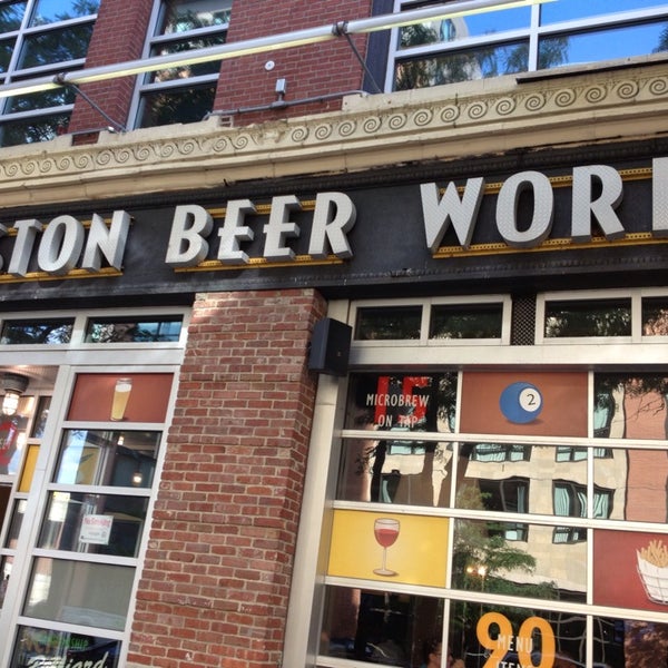 Boston Beer Works Brewery in Boston