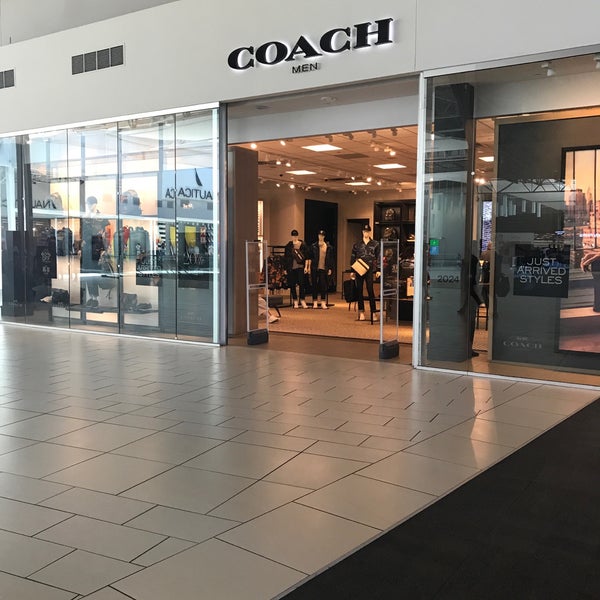 Discovering Jersey Gardens Coach Outlet: Your Ultimate Shopping Guide