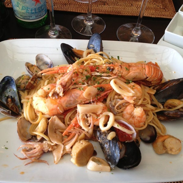 Photo taken at Carpaccio ristorante italiano by Zhanin on 6/8/2013