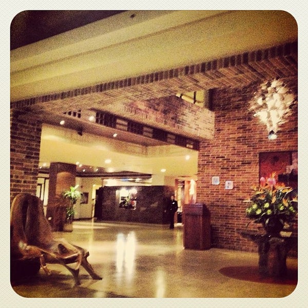 Foto diambil di Hotel Habitel oleh Fernanda S. pada 6/8/2013