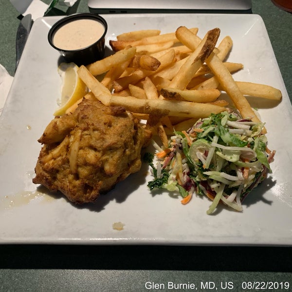 Photo taken at The Greene Turtle Sports Bar &amp; Grille by J Scott O. on 8/22/2019