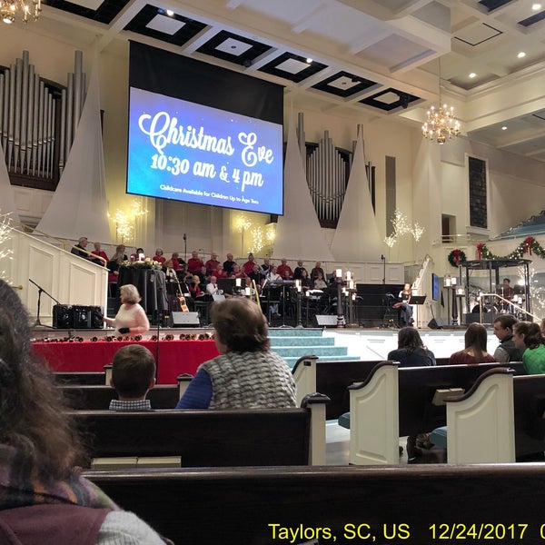 Снимок сделан в Taylors First Baptist Church пользователем J Scott O. 12/25/2017