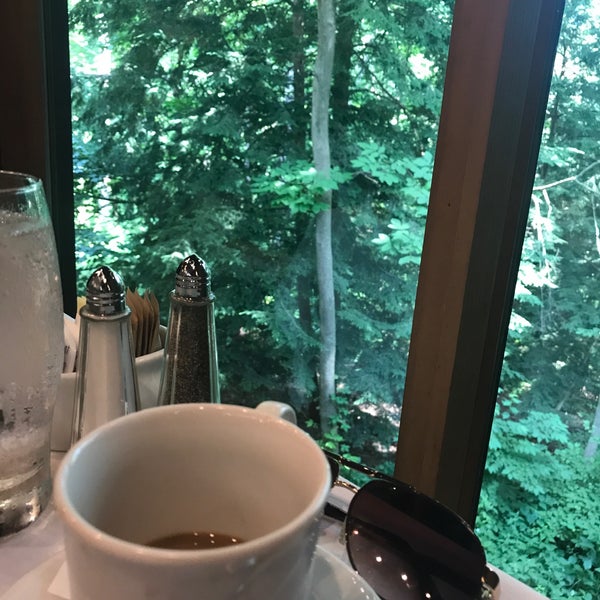 Tarragon Bed and Breakfast in Millersburg