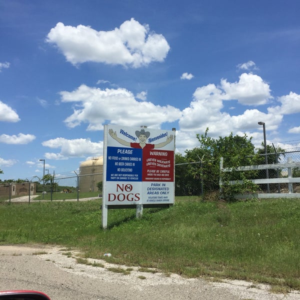 Austin Country Flea Market Austin, TX