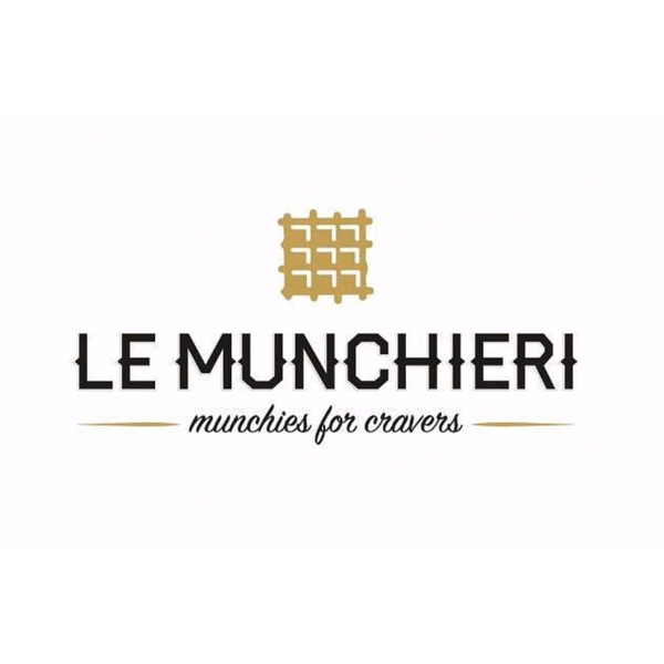 รูปภาพถ่ายที่ LE MUNCHIERI โดย LE MUNCHIERI เมื่อ 3/9/2016