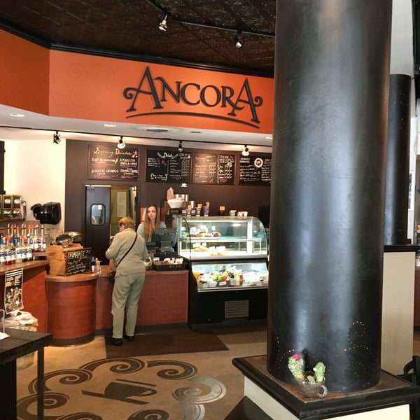 Foto diambil di Ancora Coffee oleh Jeff R. pada 3/25/2016