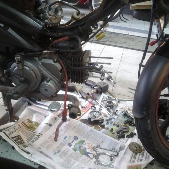 Kin Wah Motor Kedai Motorsikal Kin ( Ah Wah ) - Bicycle Store in Taman Tenaga
