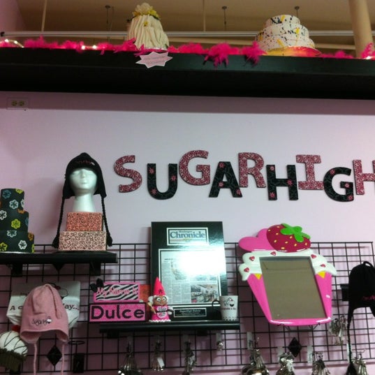 11/30/2012에 Kevin O.님이 SugarHigh Bakery에서 찍은 사진