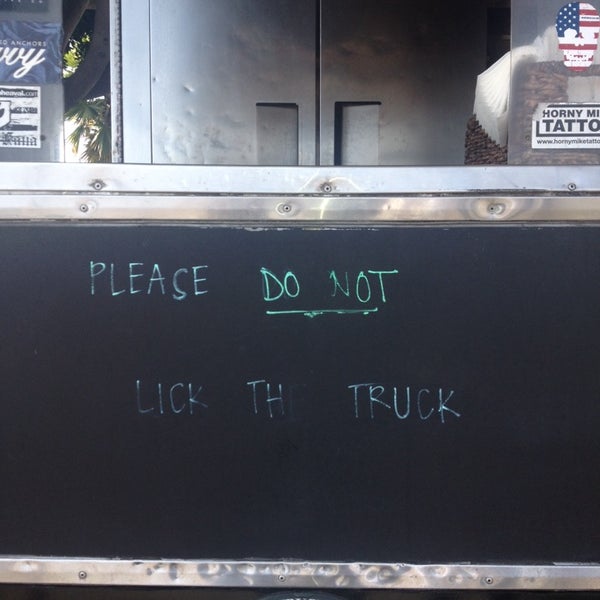 Foto tirada no(a) OC Fair Food Truck Fare por Michelle em 5/8/2014